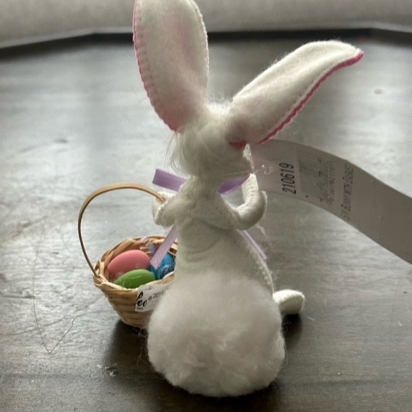 Annalee Dolls  5” EASTER BUNNY WITH BASKET NWT - Picture 5 of 8
